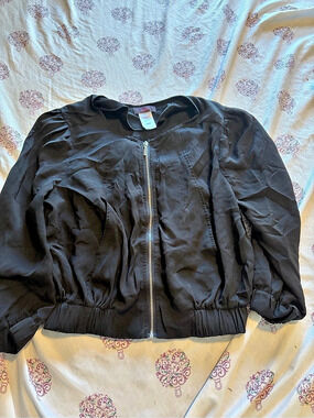 mudd Black Bomber Jacket Size Medium